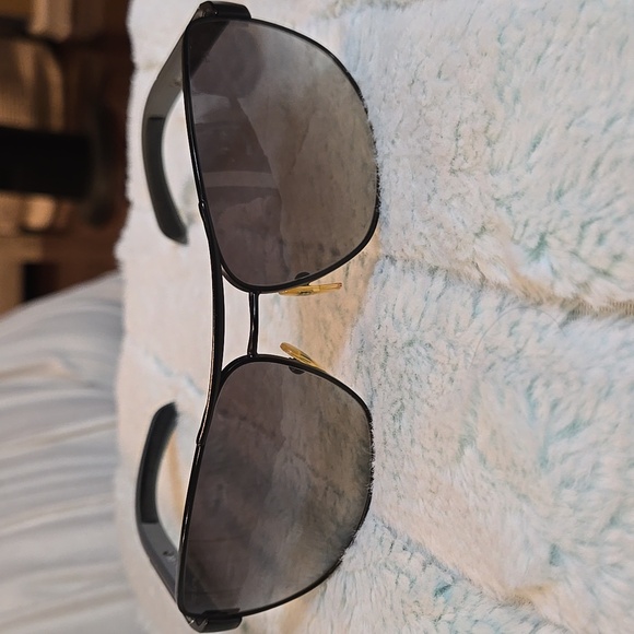 Authentic Prada sunglasses - Picture 6 of 10